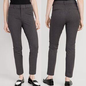 4/$25 Dark Gray Pixie Pant, 4 Petite